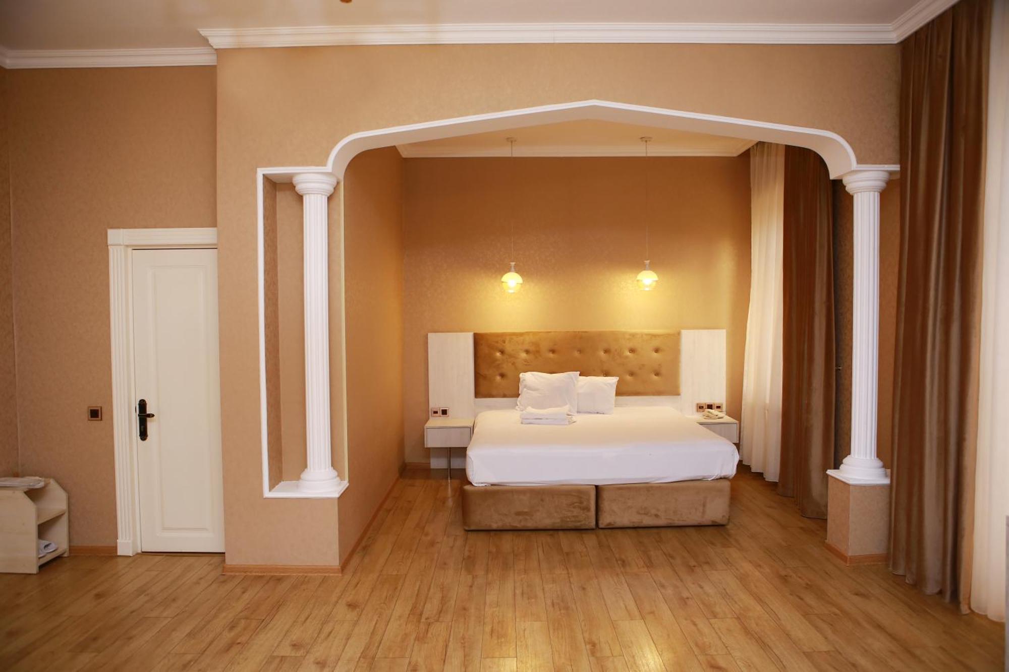 Deluxe Hotel Γκαντζά Εξωτερικό φωτογραφία