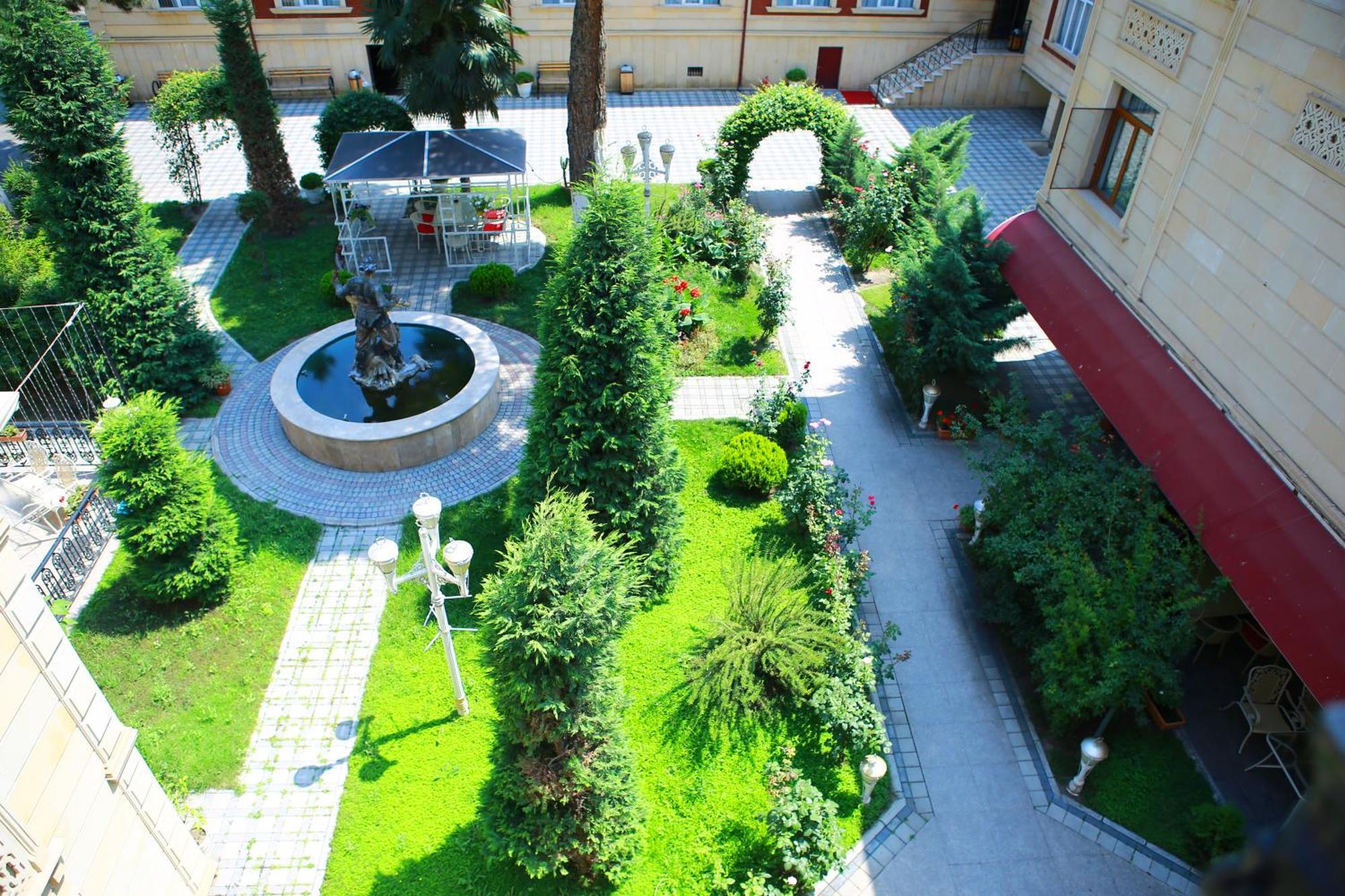 Deluxe Hotel Γκαντζά Εξωτερικό φωτογραφία